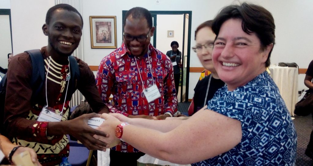 Réception du WikiPack à Accra